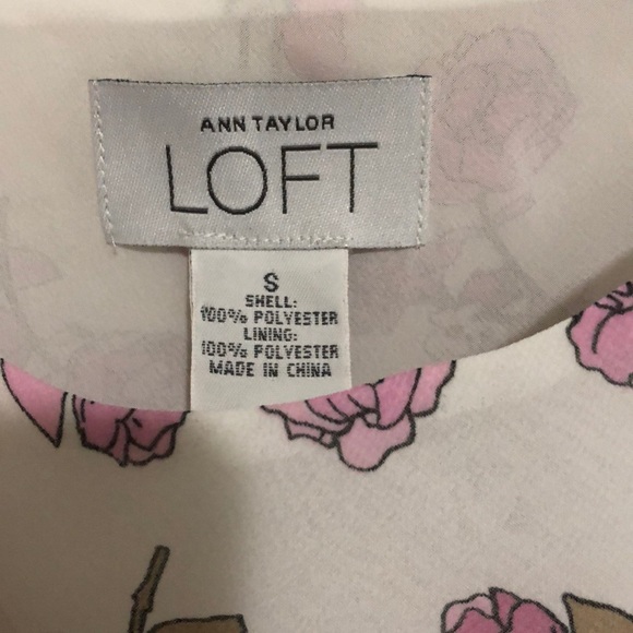 Ann Taylor loft Top - Picture 2 of 3